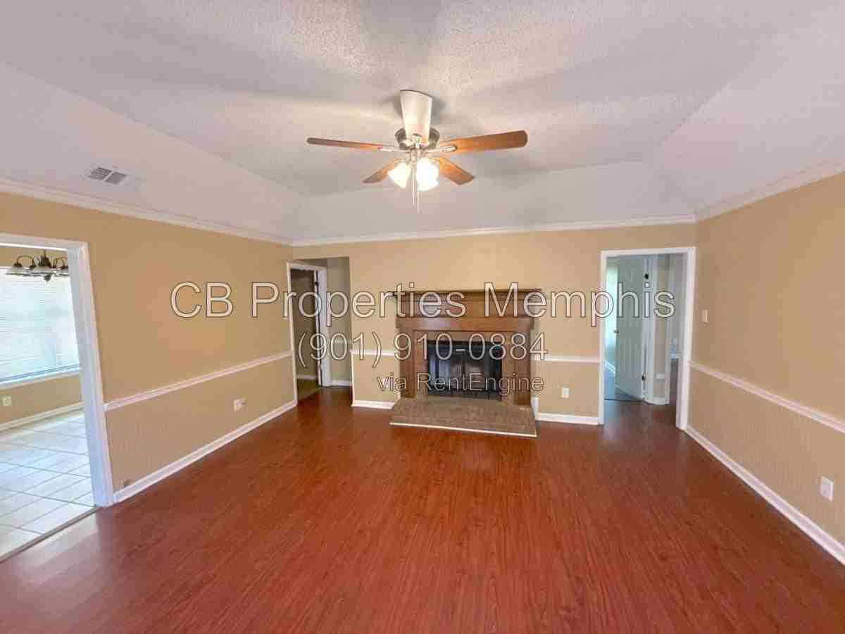 6930 Autumnhill Ln - Photo 6 of 10