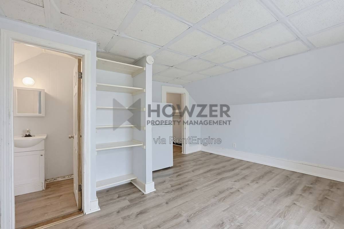 109 Green St #9 - Photo 6 of 10