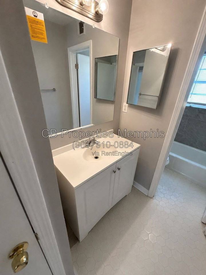 4811 Bradford Dr - Photo 7 of 9