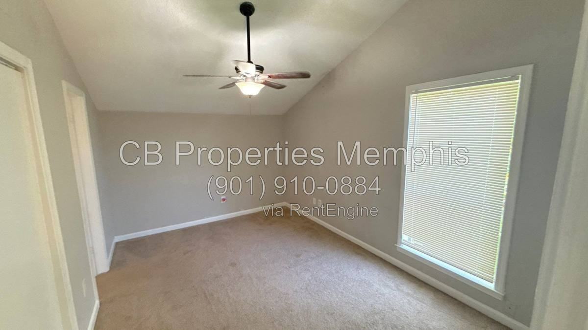 3136 Sycamore View Rd - Photo 5 of 10