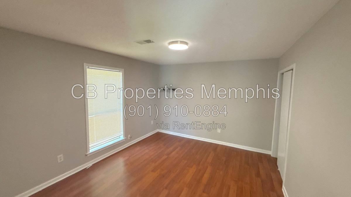 3136 Sycamore View Rd - Photo 6 of 10