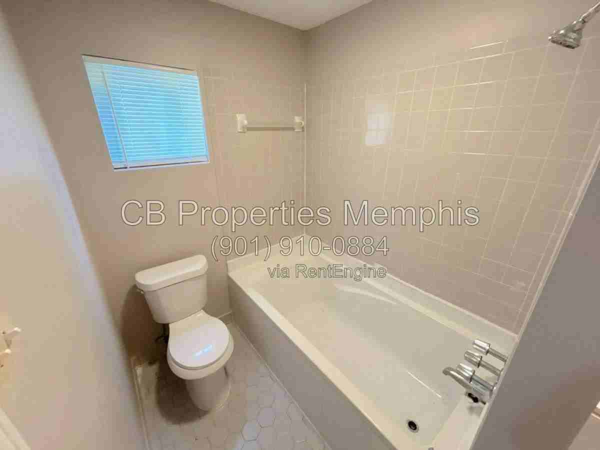 1018 Mcevers Cir - Photo 7 of 10