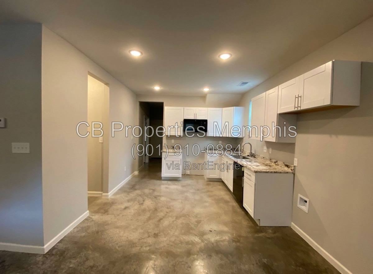 903 Orphanage Ave - Photo 2 of 10
