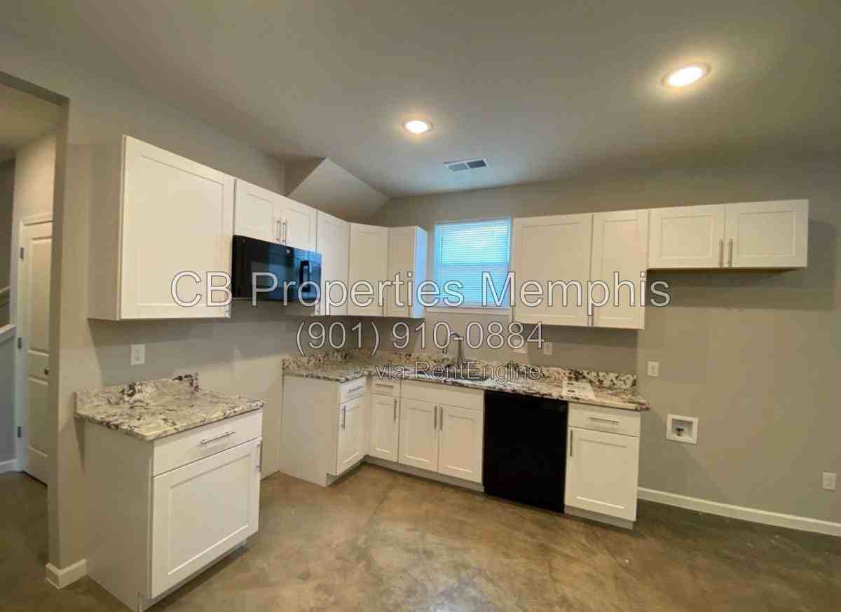 903 Orphanage Ave - Photo 3 of 10