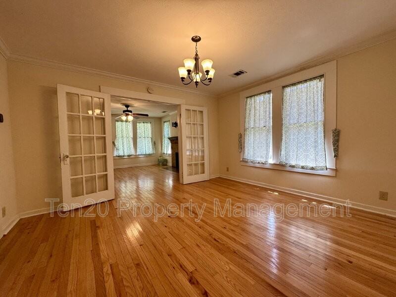 1507 14th Ct - Photo 5 of 16