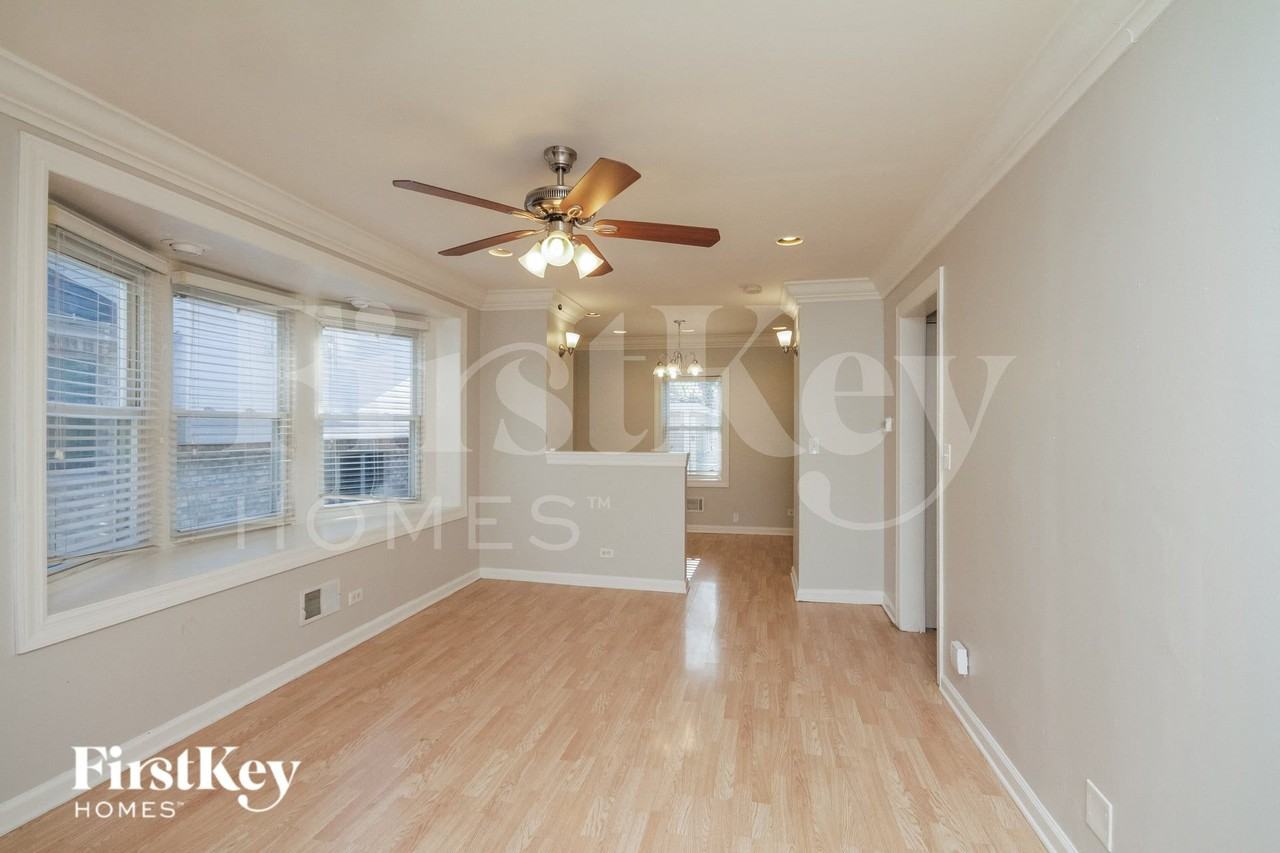 15006 Avers Ave - Photo 6 of 15