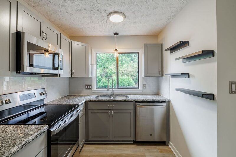 134 Fernbanks Ct - Photo 6 of 29