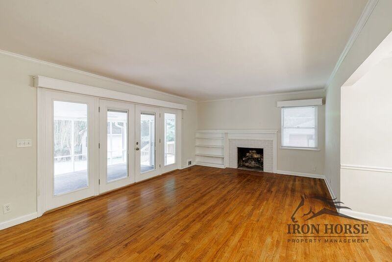 160 Harold Dr - Photo 4 of 31