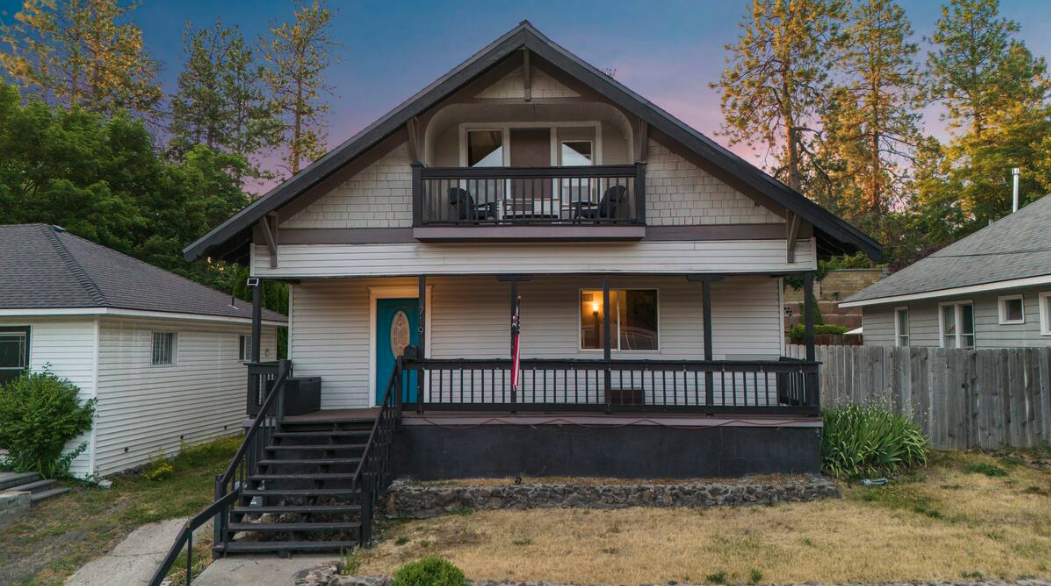 719 E 9th Ave