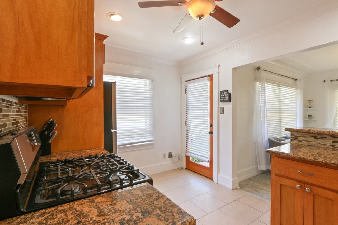 4000 E Colorado St #SFR - Photo 7 of 14
