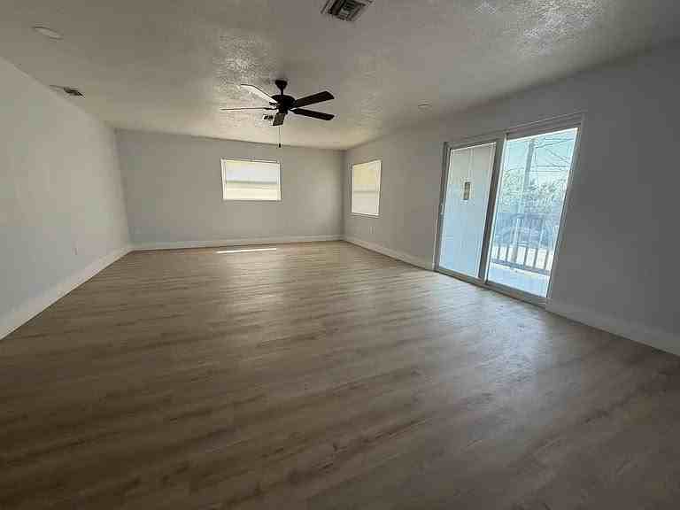 131 W Atwater Ave #131 - Photo 7 of 36