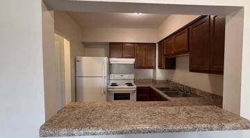 featured image of 1333 W Fairview Ave #3H