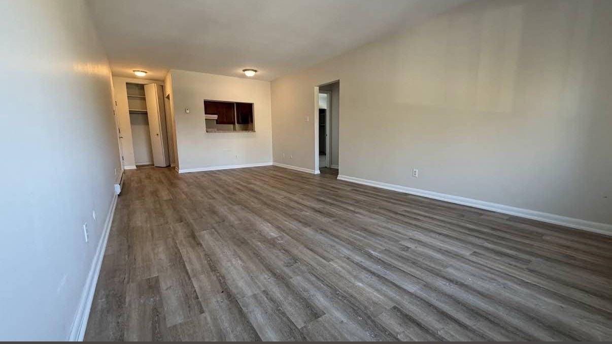 1333 W Fairview Ave #3H - Photo 4 of 5