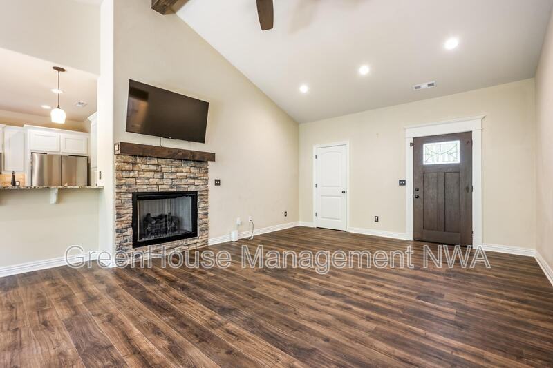 6 Lyneham Ln #6LYN - Photo 4 of 21