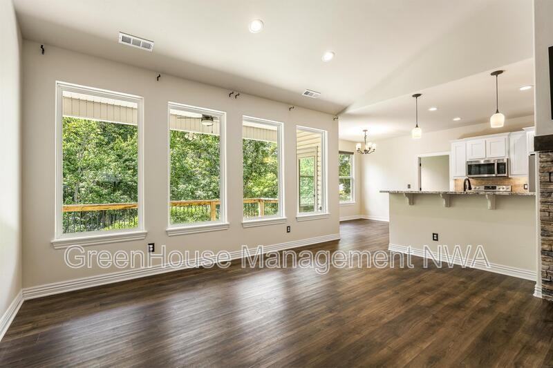 6 Lyneham Ln #6LYN - Photo 5 of 21