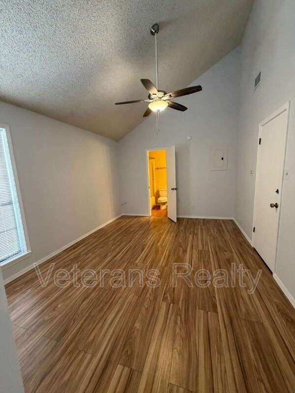 18024 Bert St #B - Photo 5 of 8