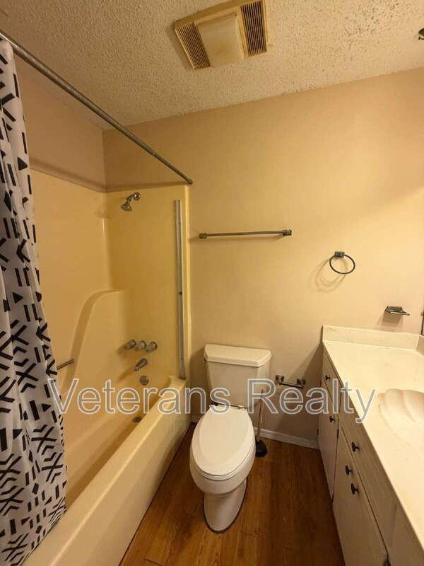 18024 Bert St #B - Photo 6 of 8