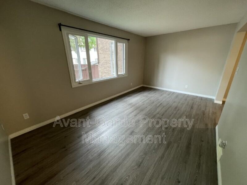 14125 82 St Nw #9 - Photo 2 of 22