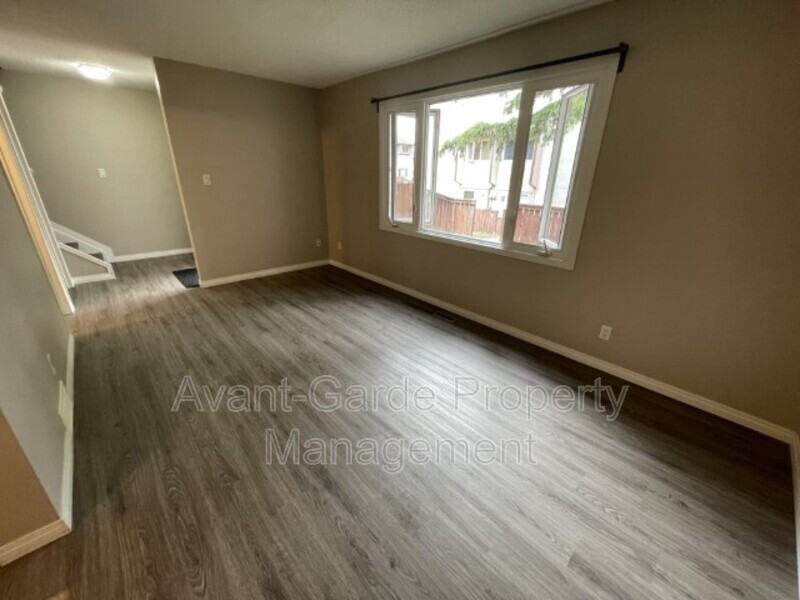 14125 82 St Nw #9 - Photo 3 of 22