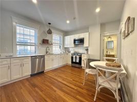 featured image of 19 Walnut St ##1