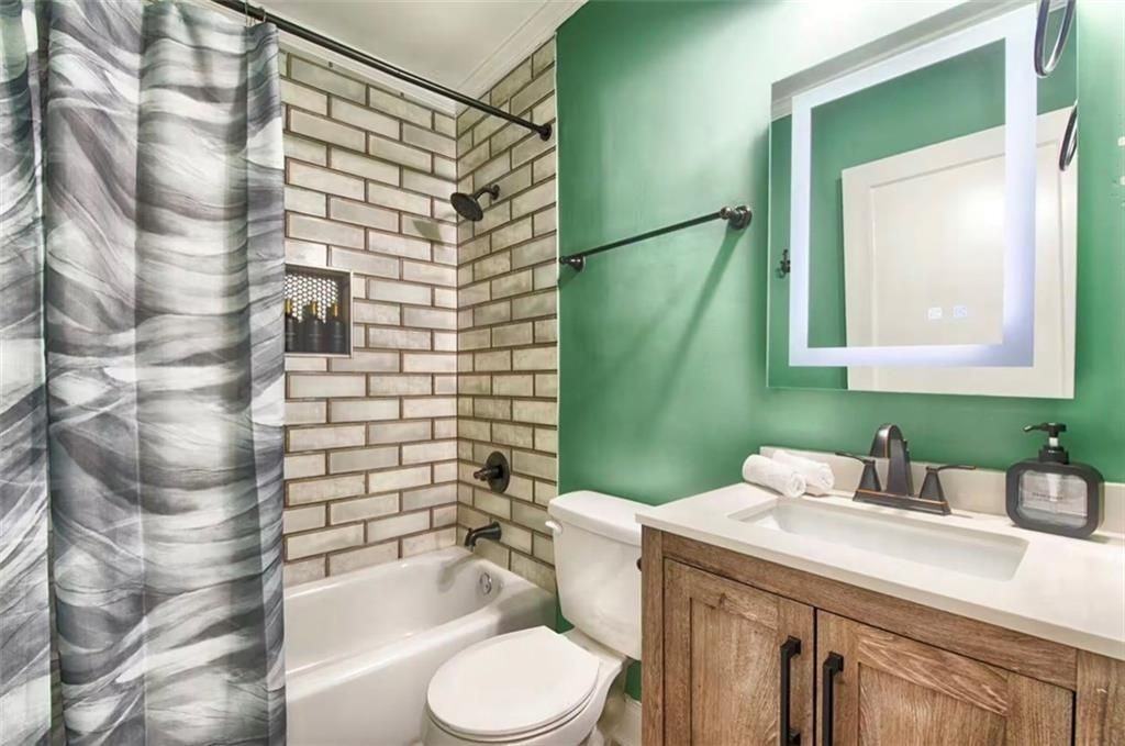 1225 Graymont Dr Sw - Photo 4 of 16