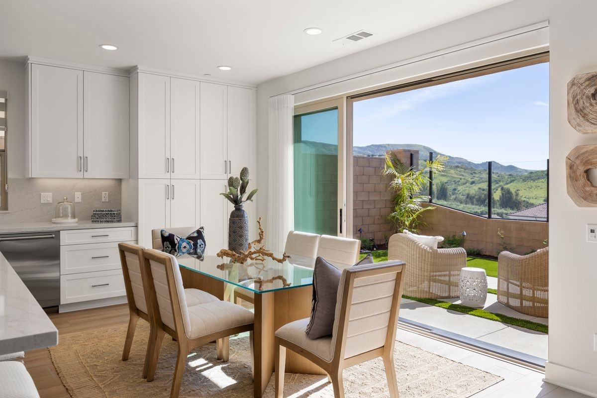 212 Collino - Photo 5 of 50