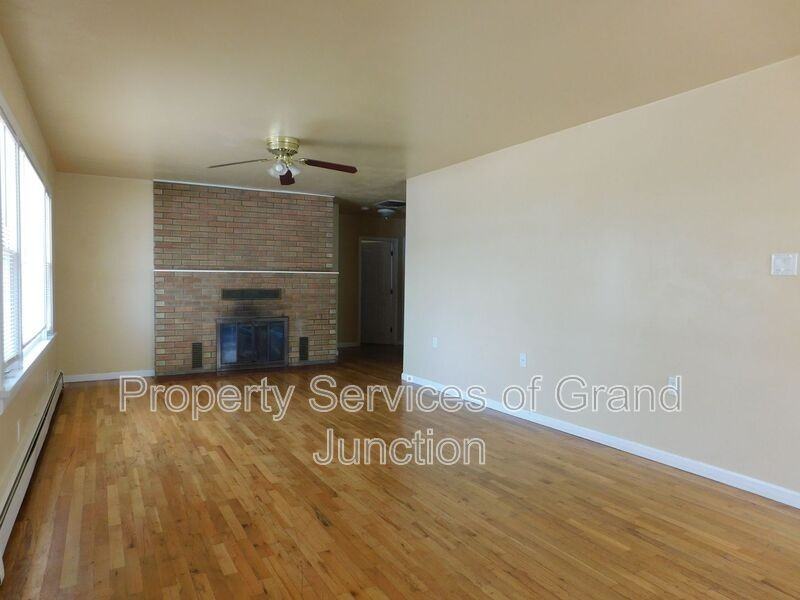 1340 Orchard Ave #A - Photo 2 of 11
