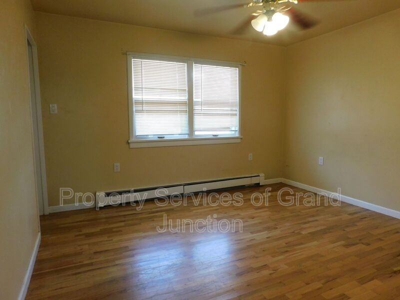 1340 Orchard Ave #A - Photo 7 of 11