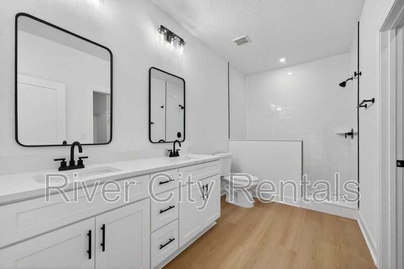 9281 Dolphin St - Photo 7 of 24