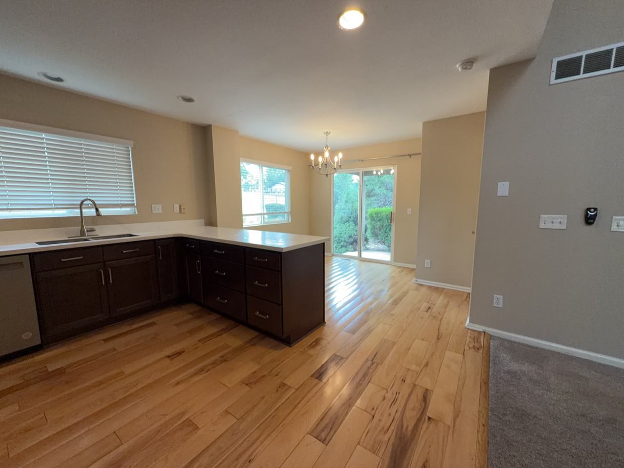 2520 Sierra Springs Dr - Photo 4 of 15