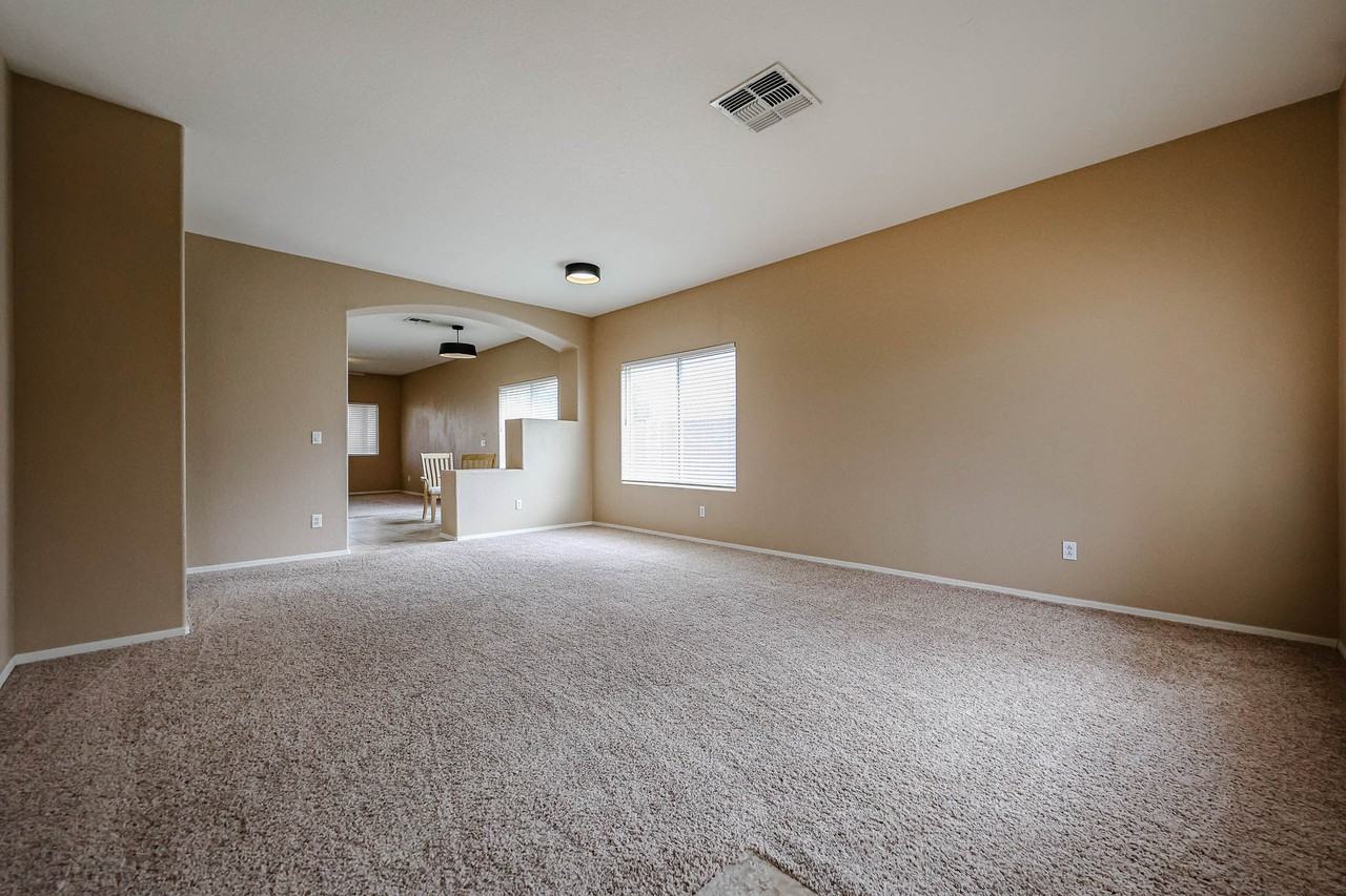 3752 E Woodside Way - Photo 4 of 37