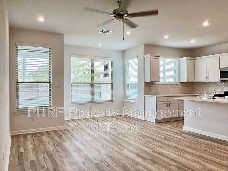 2204 Cornfield Dr #A - Photo 3 of 15