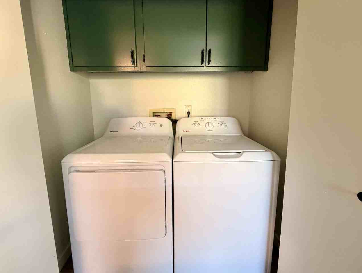 12340 Candelaria Rd Ne - Photo 4 of 27
