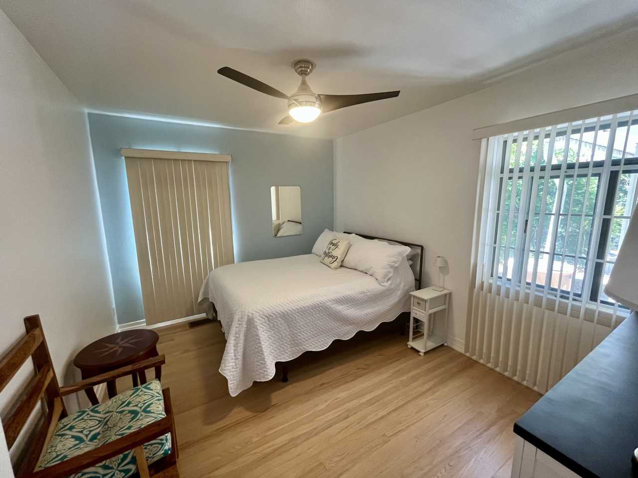 439 Lafayette Pl Ne - Photo 7 of 20