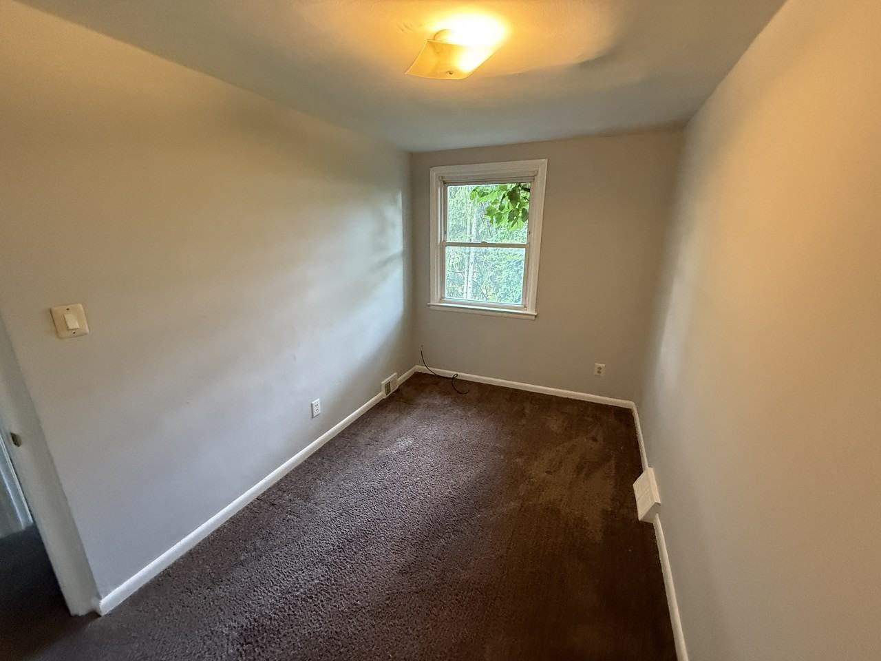 71 Suburban Ln - Photo 5 of 28