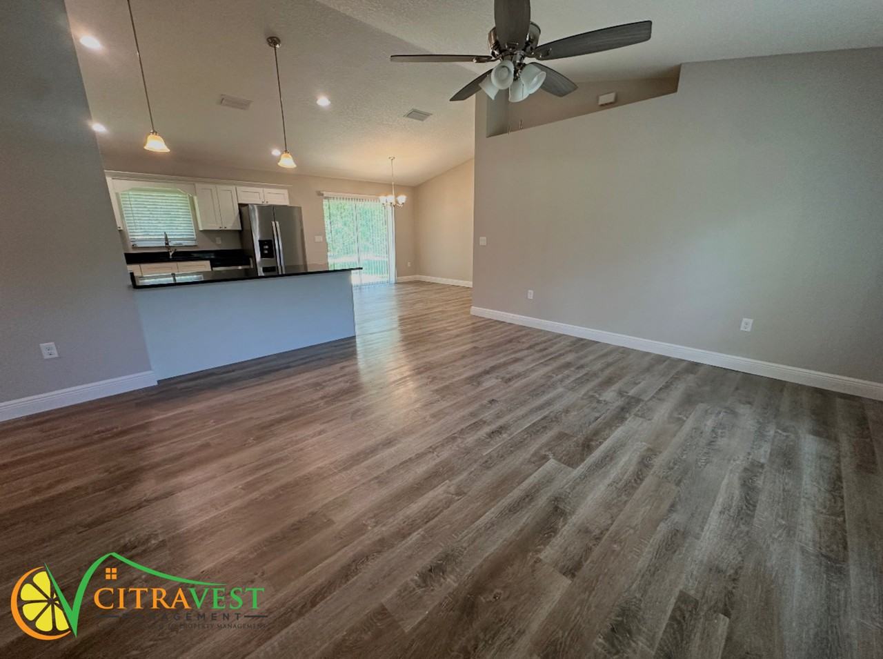 8931 N Paradisea Dr - Photo 2 of 11