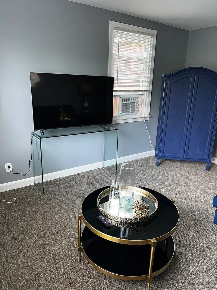 2127 E Washington Ln #2 - Photo 2 of 15