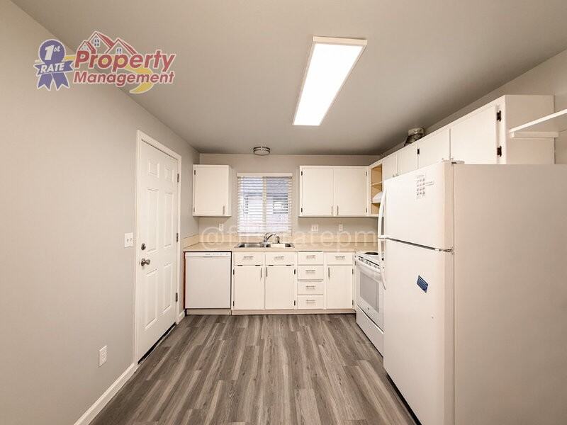 1221 S Elder St #A - Photo 6 of 24