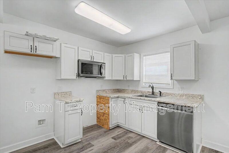 1200 E 37th St - Photo 6 of 18