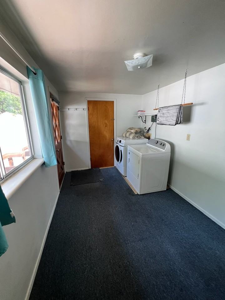 2101 N 10th St #B - Photo 7 of 11