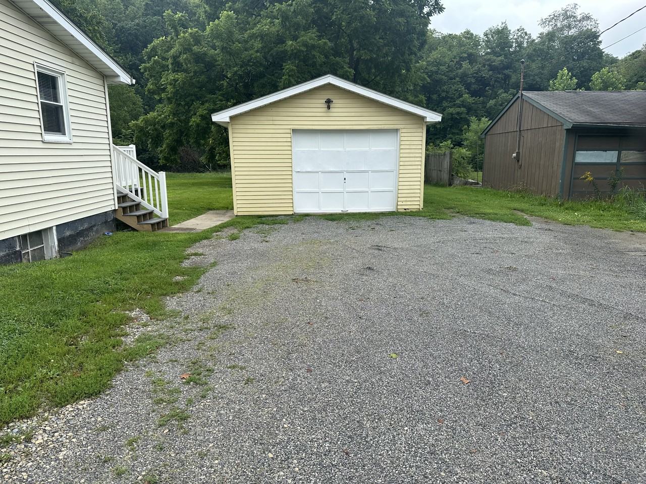 15679 Routehwy W - Photo 3 of 45