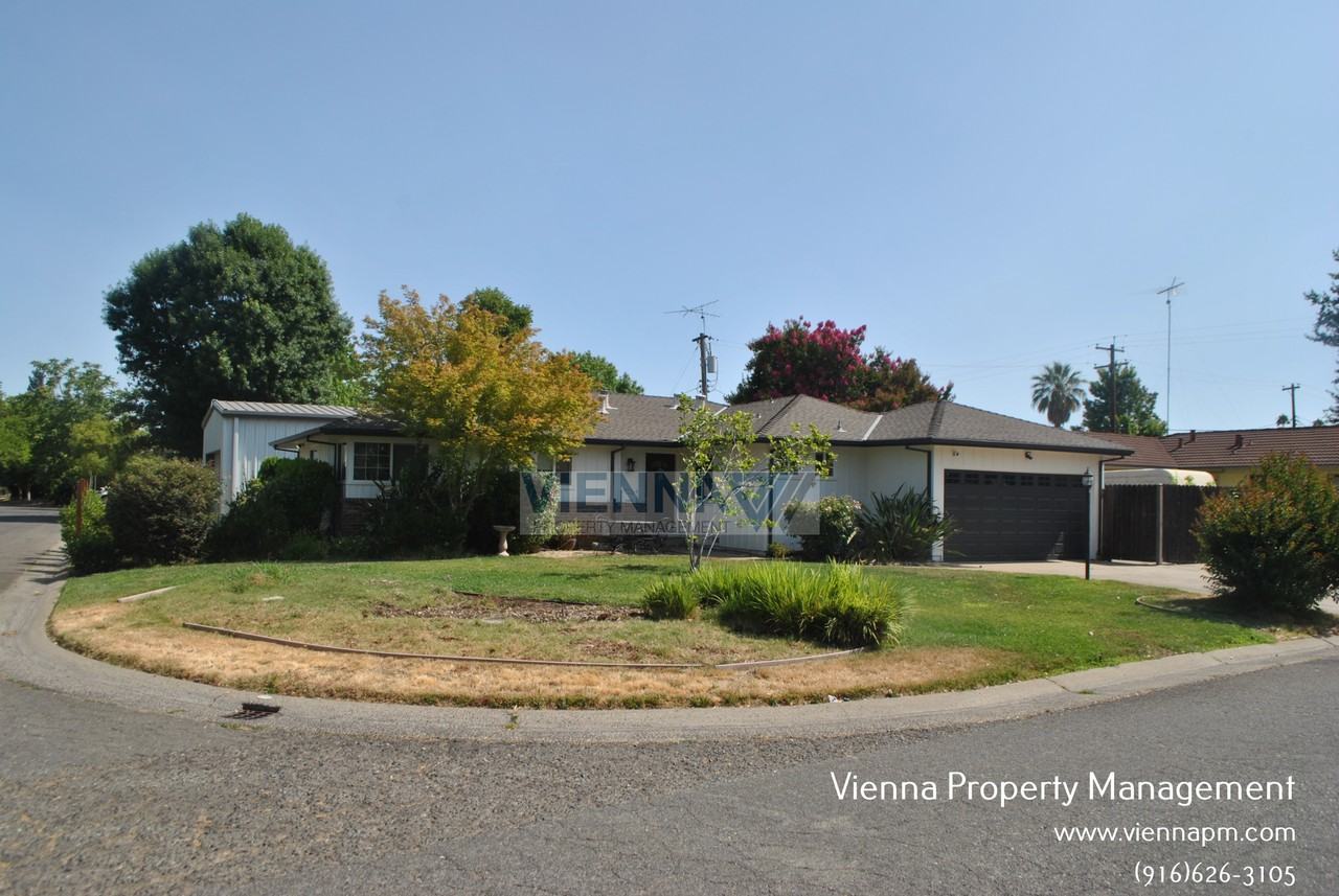 2913 Kerria Way - Photo 4 of 37
