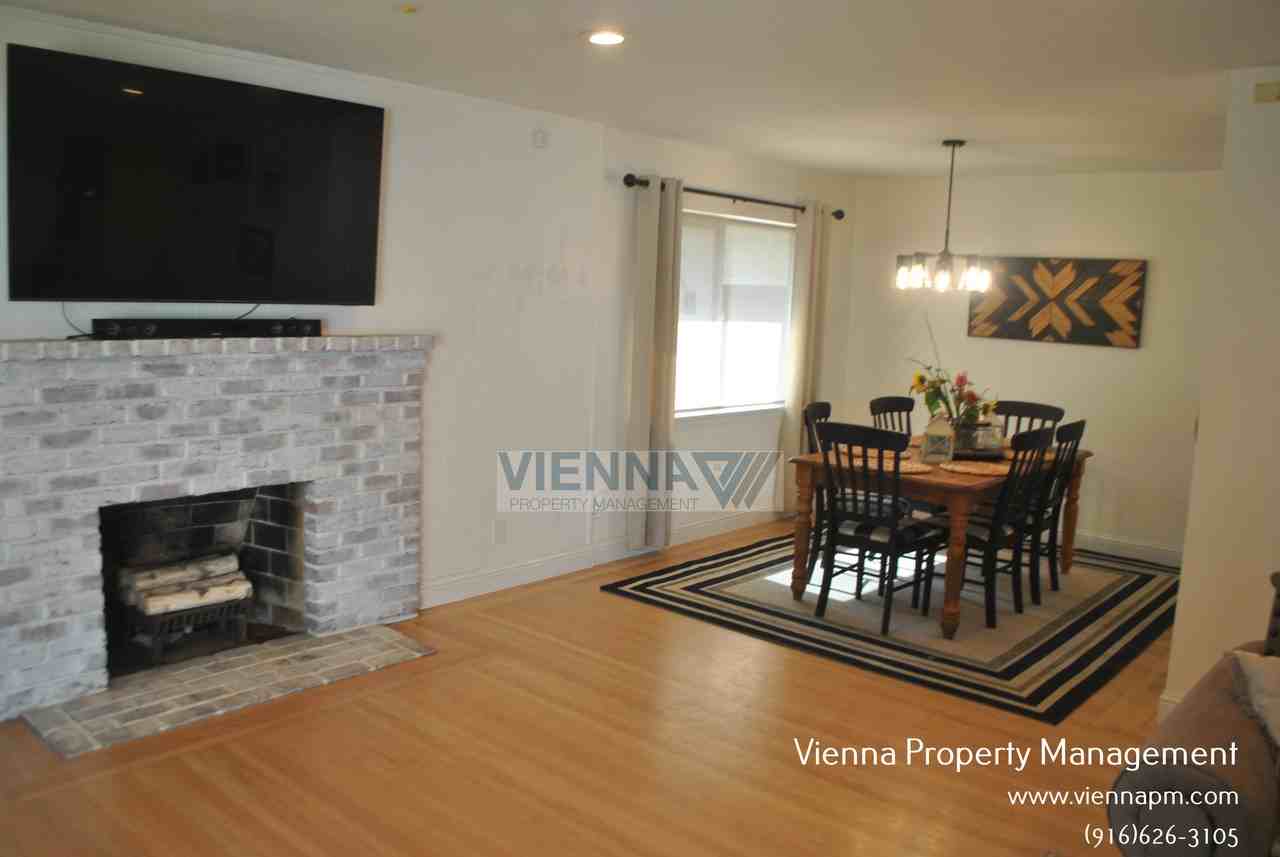 2913 Kerria Way - Photo 7 of 37