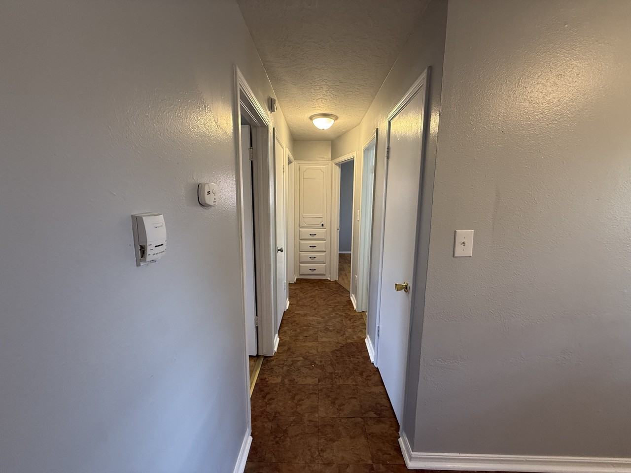 1320 Parkwoods Ter - Photo 6 of 16