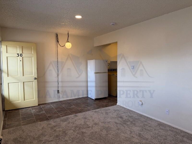 706 Downey St #30 - Photo 2 of 8