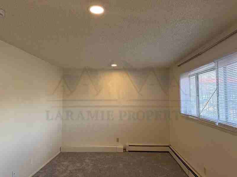 706 Downey St #30 - Photo 3 of 8