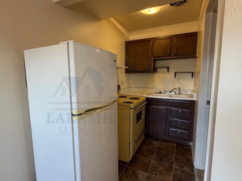 706 Downey St #30 - Photo 5 of 8
