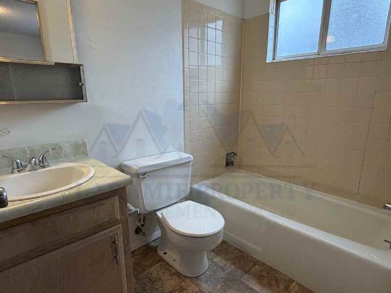 706 Downey St #30 - Photo 6 of 8