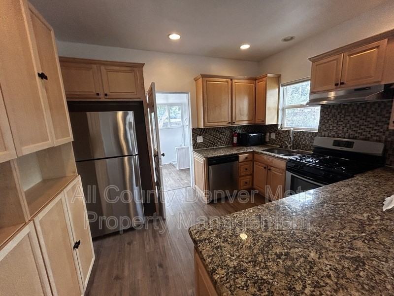 3774 Yates St - Photo 2 of 31