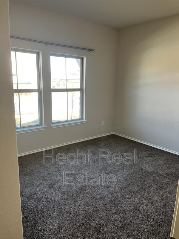 209 Double Mountain Rd - Photo 2 of 20